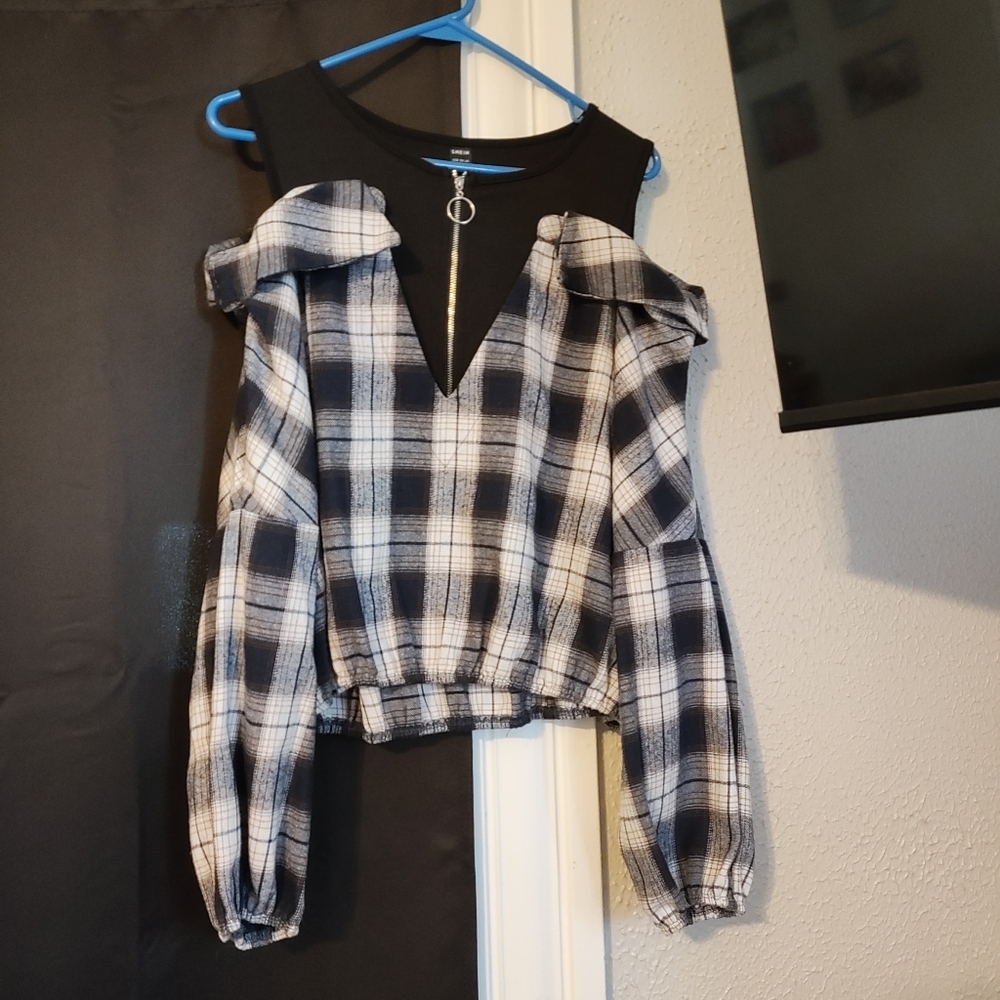 Checker top